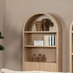 Boekenkast rond Santino